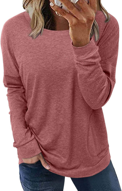 Women's Casual Crewneck Sweatshirt - Loose Fit Long Sleeve Top